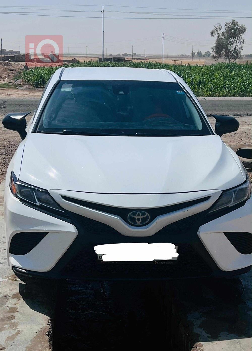 تۆیۆتا کامری